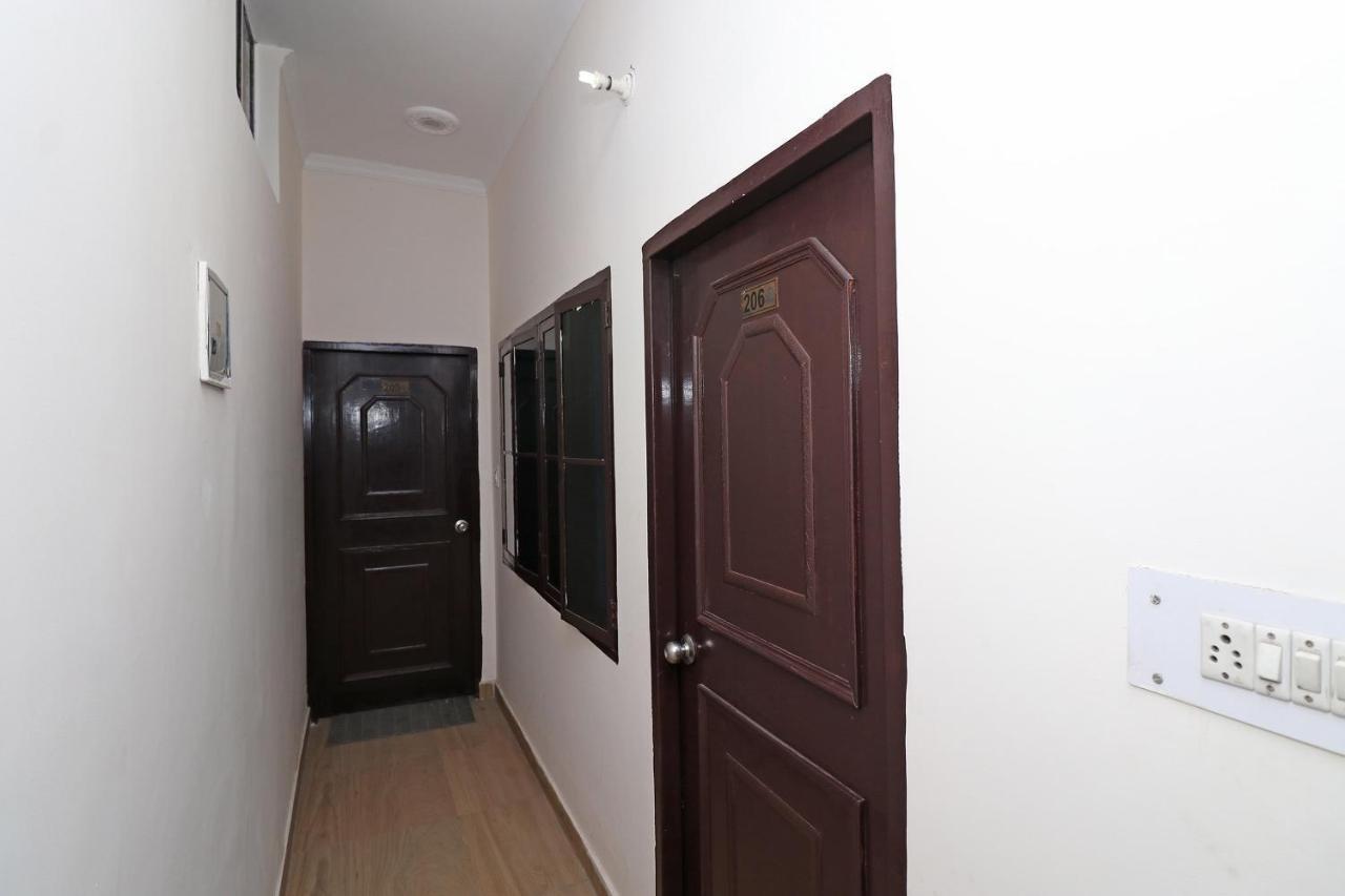 Oyo 27750 Bhagwati Residency Mirzāpur Exterior foto