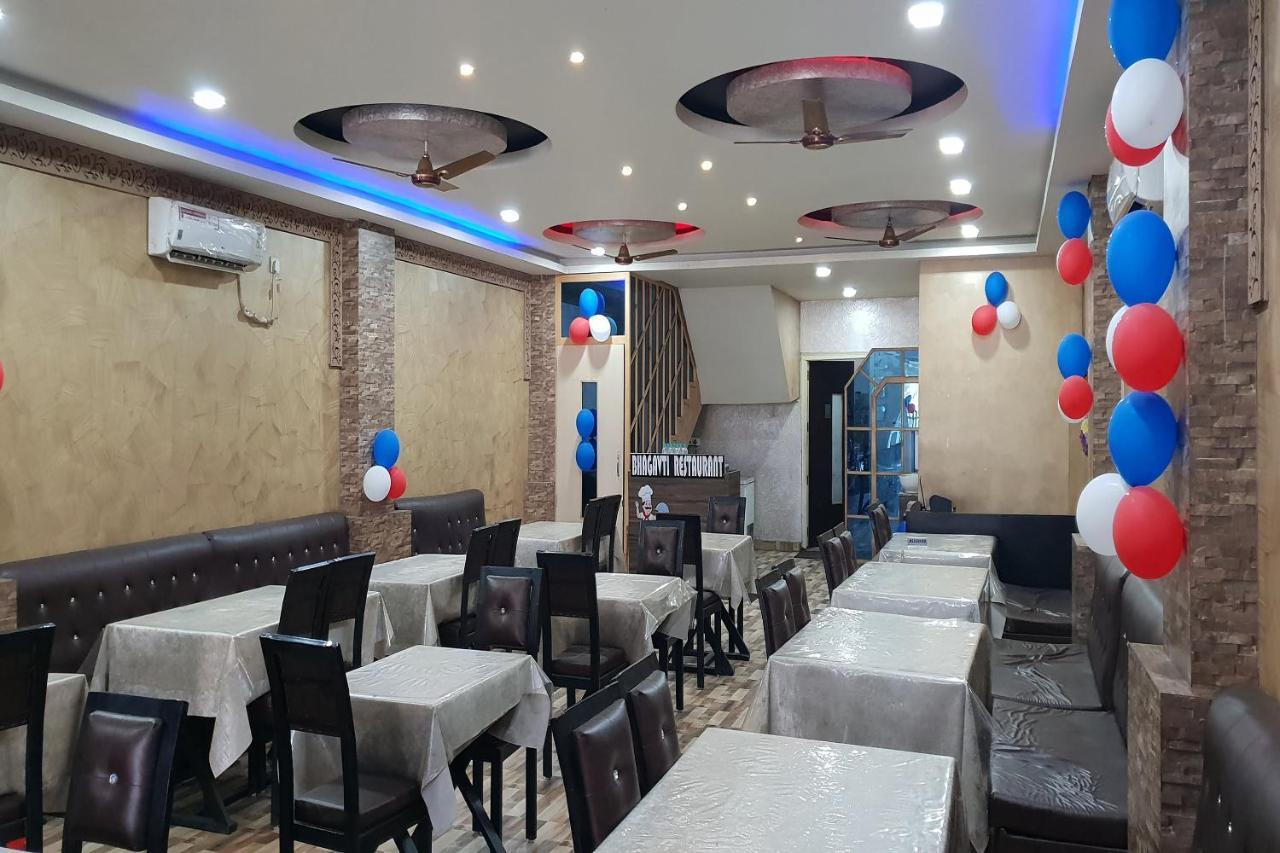 Oyo 27750 Bhagwati Residency Mirzāpur Exterior foto
